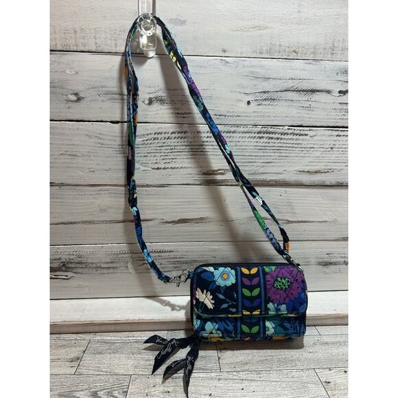 Vera Bradley Euro Wallet Trifold Purse in Midnight Blue with carry strap - Picture 6 of 6